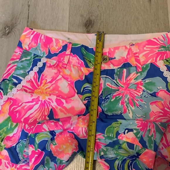 Lilly Pulitzer Callahan Shorts Beckon Blue Jungle Utopia Floral Print Size 00‎ - Picture 11 of 12